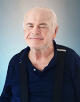 Leonard  Eugene Kozak